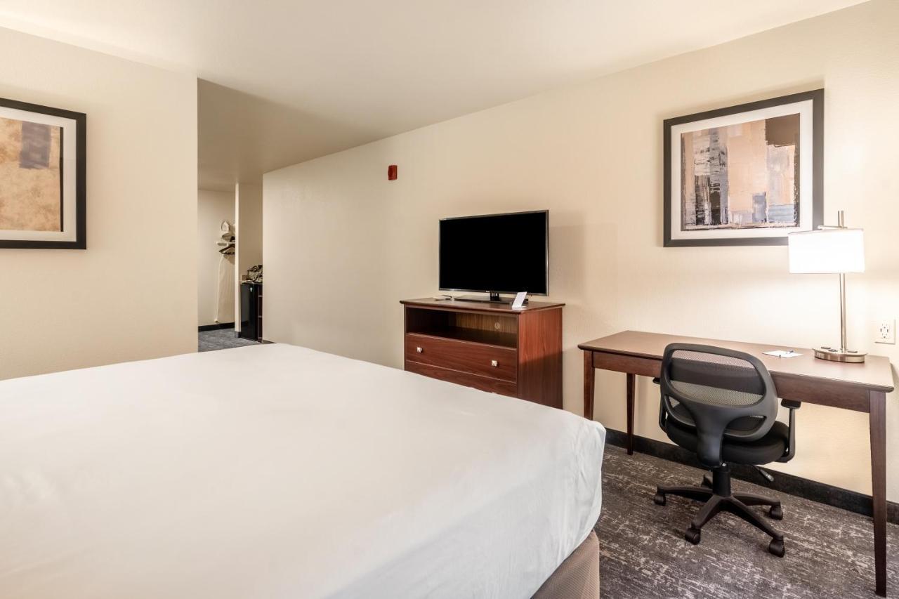 Cobblestone Hotel & Suites - Andrews Eksteriør bilde